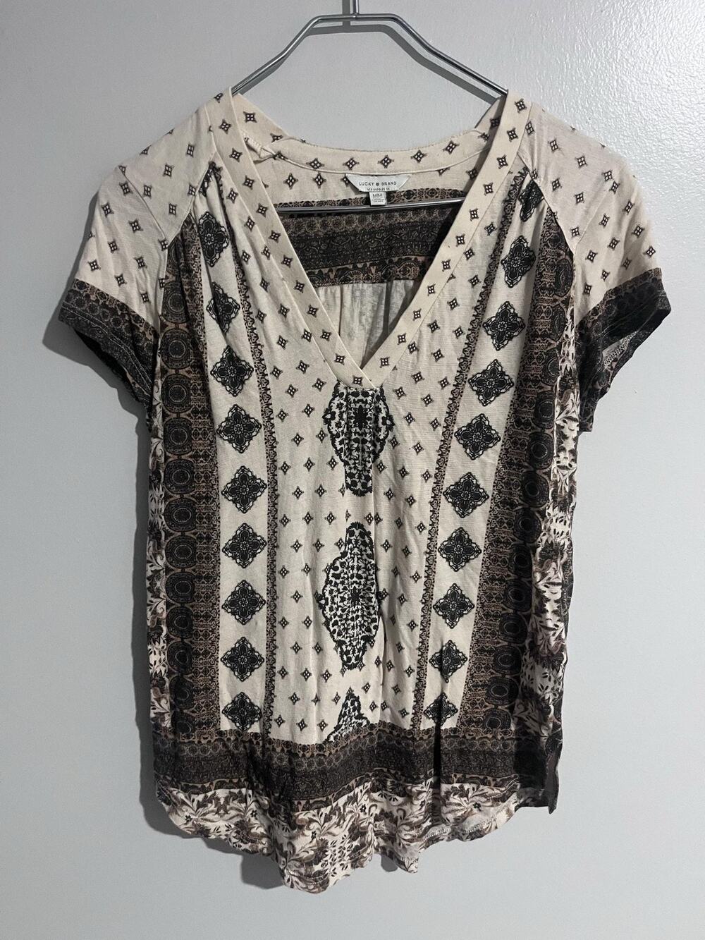 Lucky Brand Blouse Womens M Beige Tunic V-Neck Geometric Lightweight